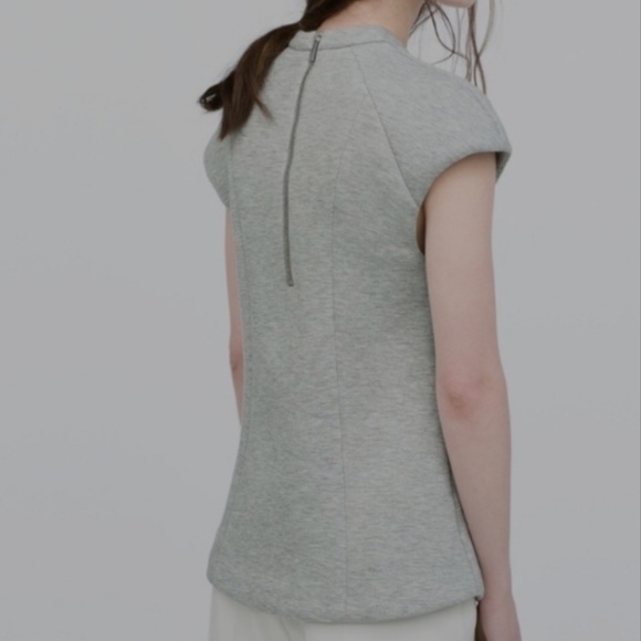 Zara sporty cap sleeved top - Picture 3 of 8